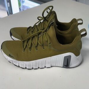 Nike Men's Army Green MetCons - Size 9.5
